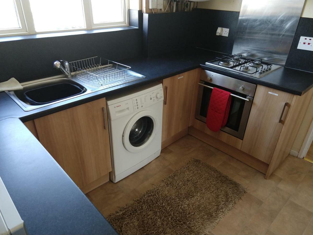 Rowe Gardens - Self Catering - Guesthouse Style - Comfortable Twin Or Double Rooms - Quiet Residential Area Workington Esterno foto